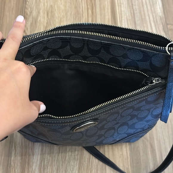 Coach Crossbody Purse - Picture 4 of 4